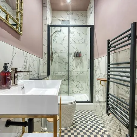 Casa Del Artista - Designer Apartments, *