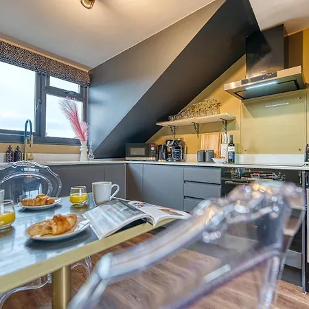 Casa Del Artista - Designer Apartments,