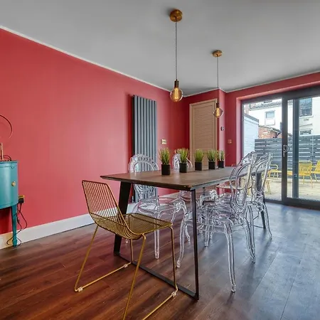 Casa Del Artista , Boutique Apartments, * Whitby