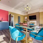 Casa Del Artista , Boutique Apartments, *
