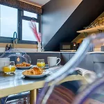 Casa Del Artista , Boutique Apartments,
